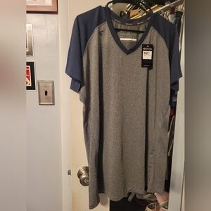 Easton High Performance Boys V Neck T shirt XXL